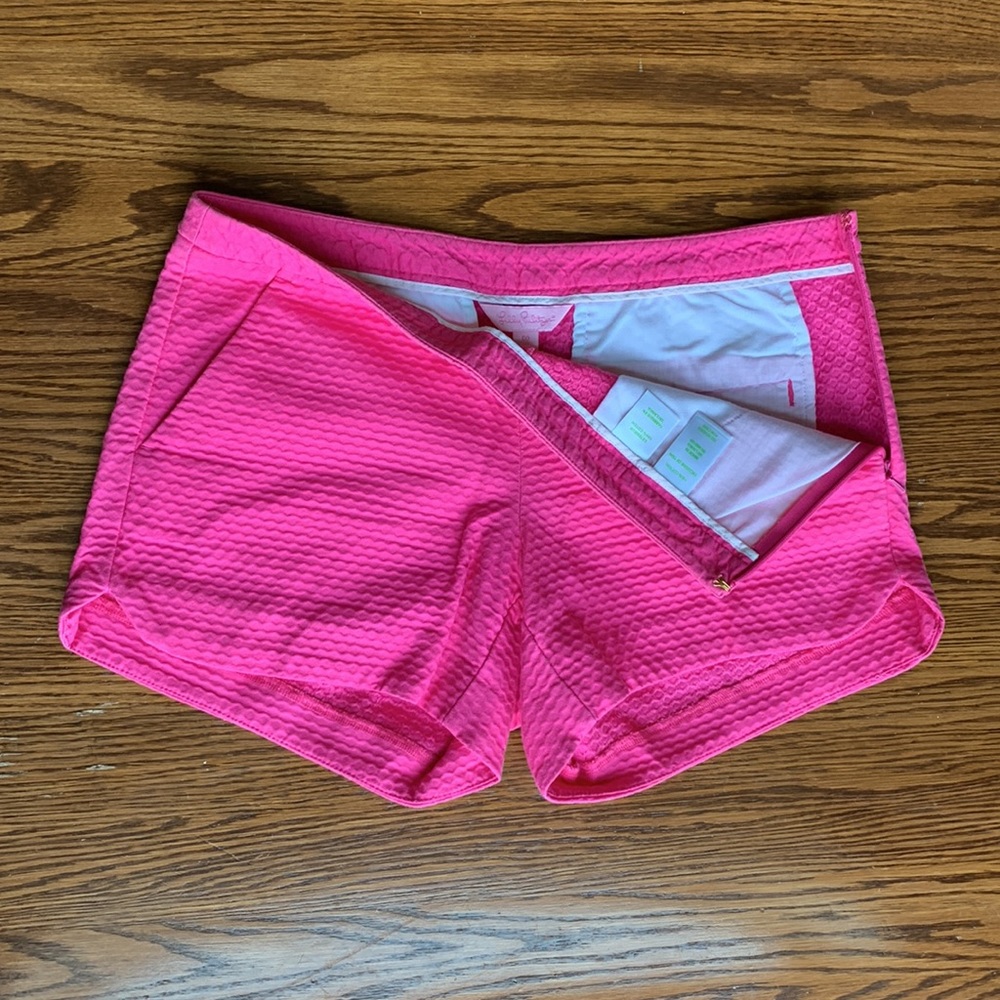 Lilly Pulitzer, Size 00, Textured Short, Side Zip